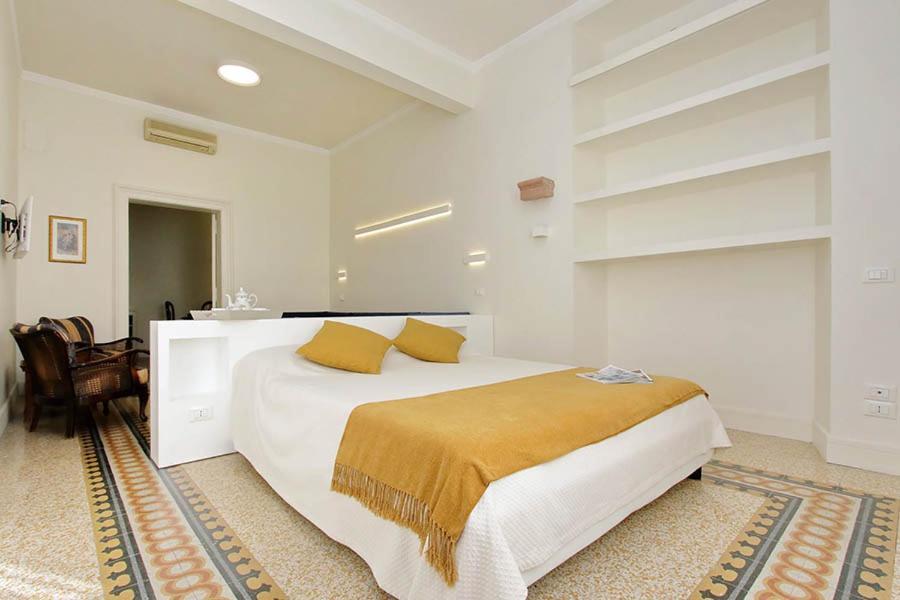 Elegant Apartment In The Heart Of Rome-Navona Area Экстерьер фото