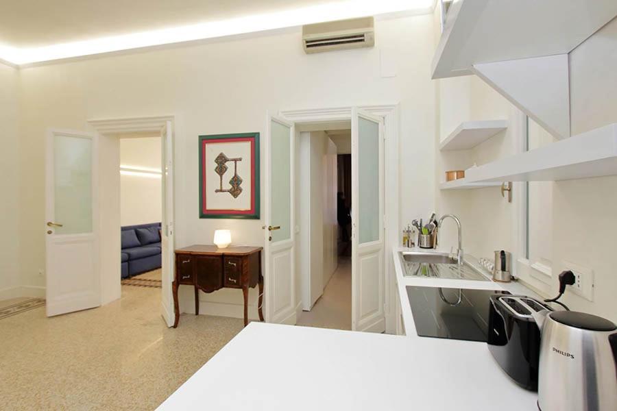 Elegant Apartment In The Heart Of Rome-Navona Area Экстерьер фото