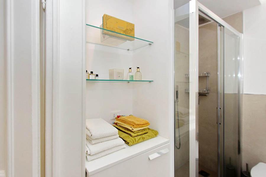 Elegant Apartment In The Heart Of Rome-Navona Area Экстерьер фото